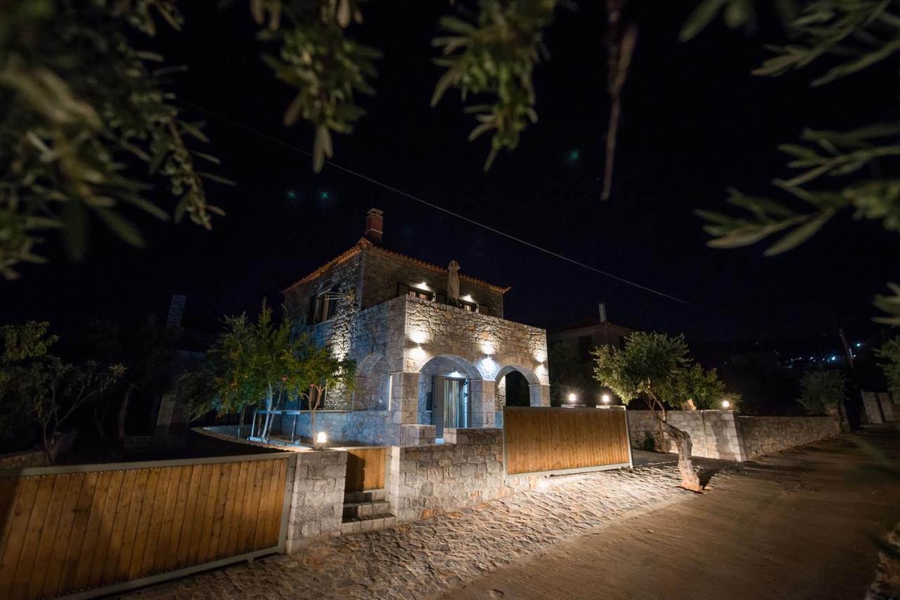 Villa Dosona Mani Riglia Exterior photo